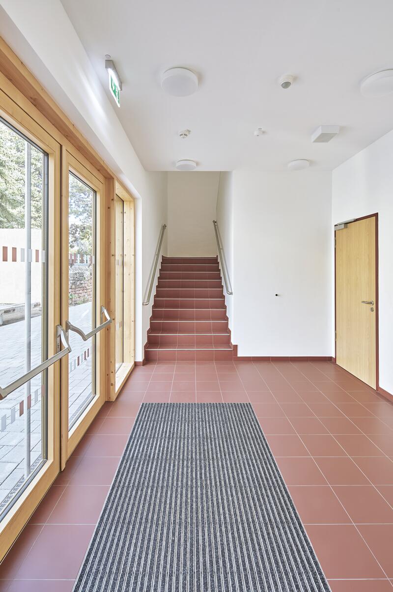 Eingangsbereich und Treppenhaus